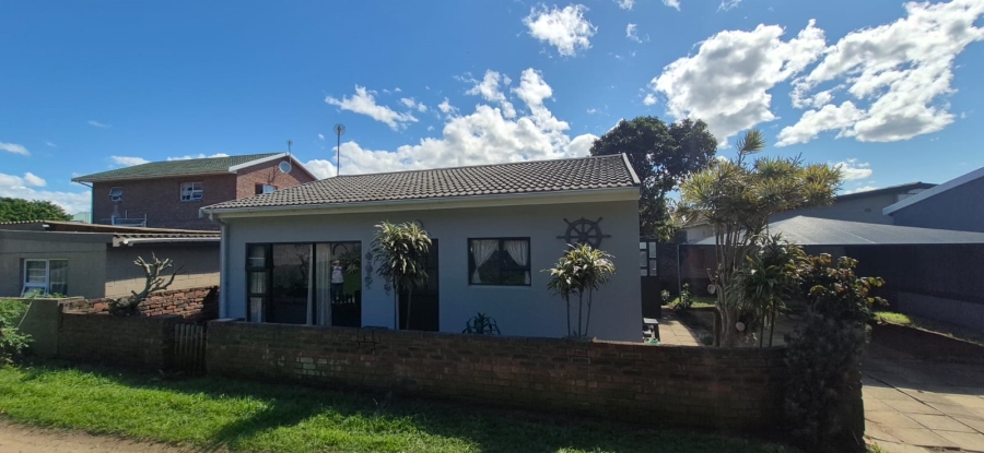 2 Bedroom Property for Sale in Cosy Corner Eastern Cape